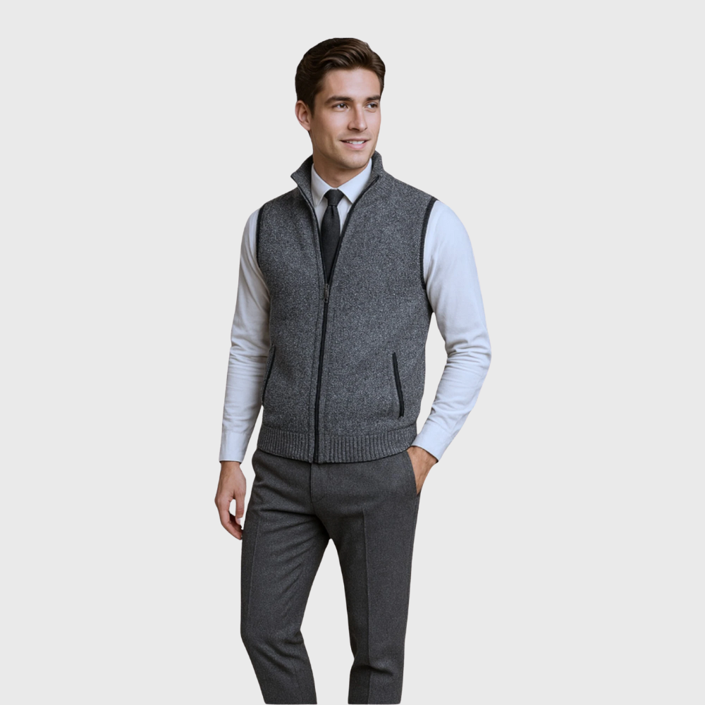 Knitted vest with zipper