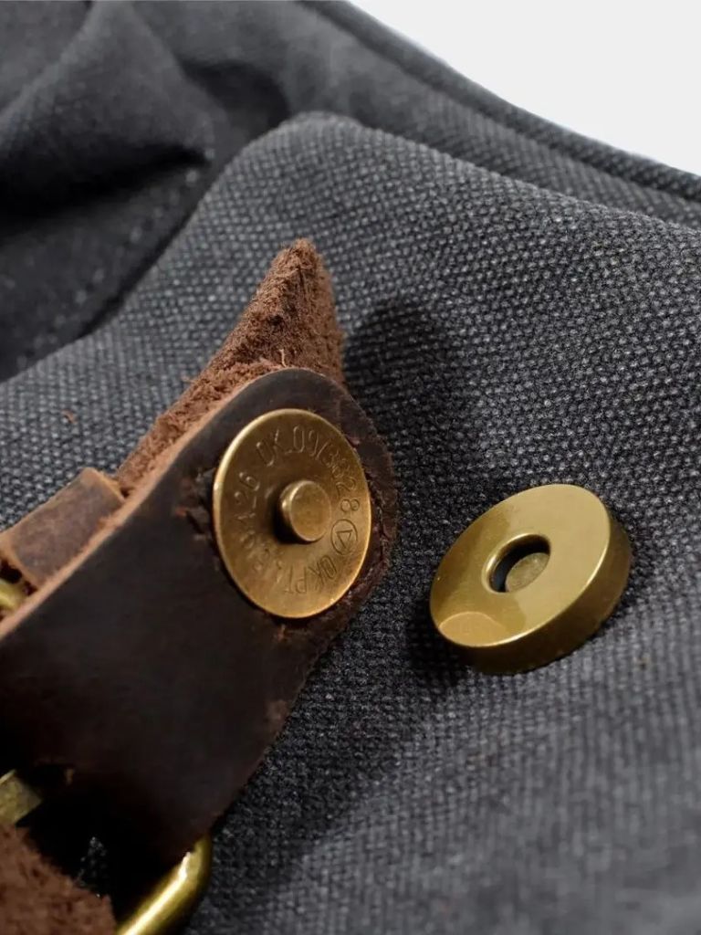 Victor™ | Highland Travel Bag