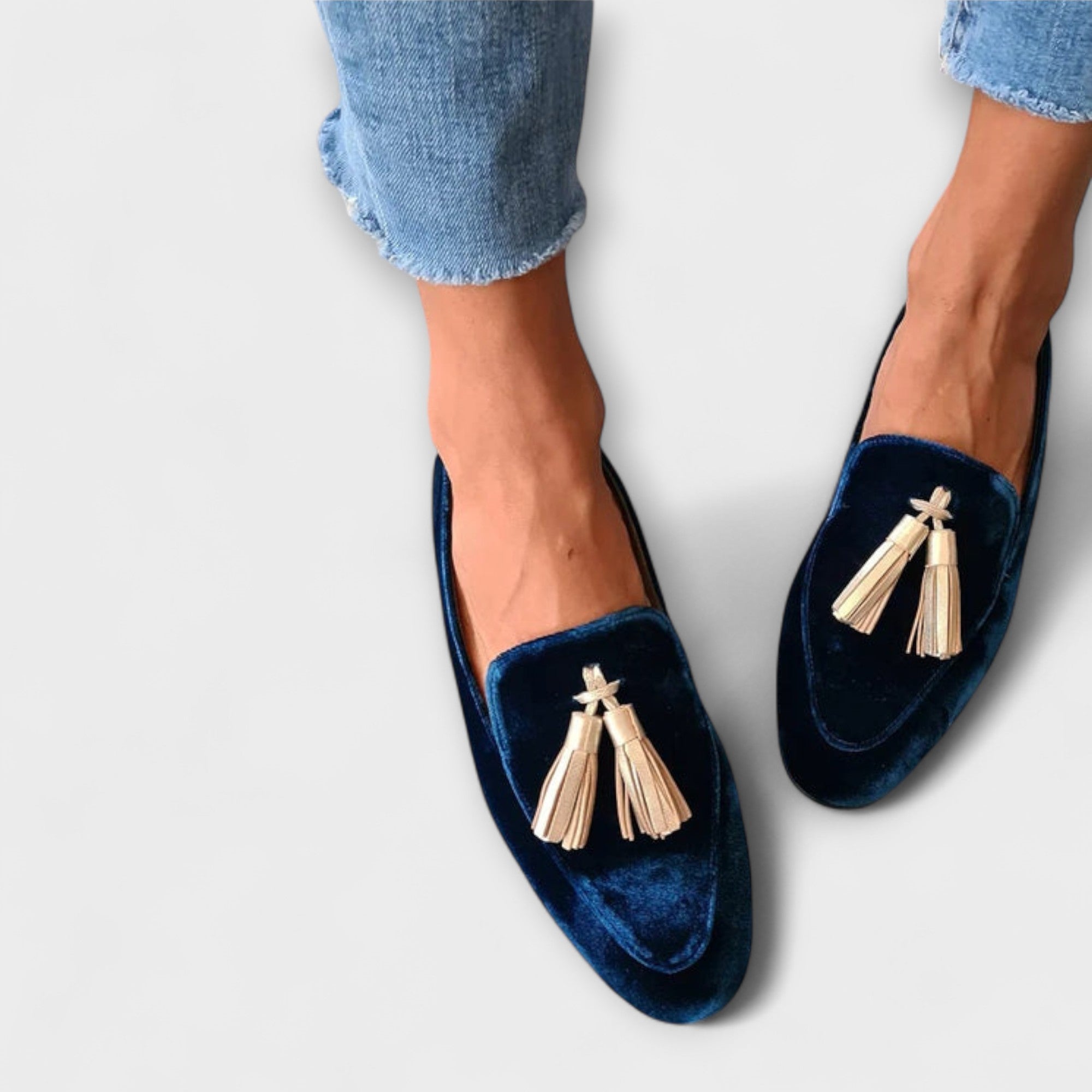 Quinnlyn™ | Vintage Moccasins with Tassels