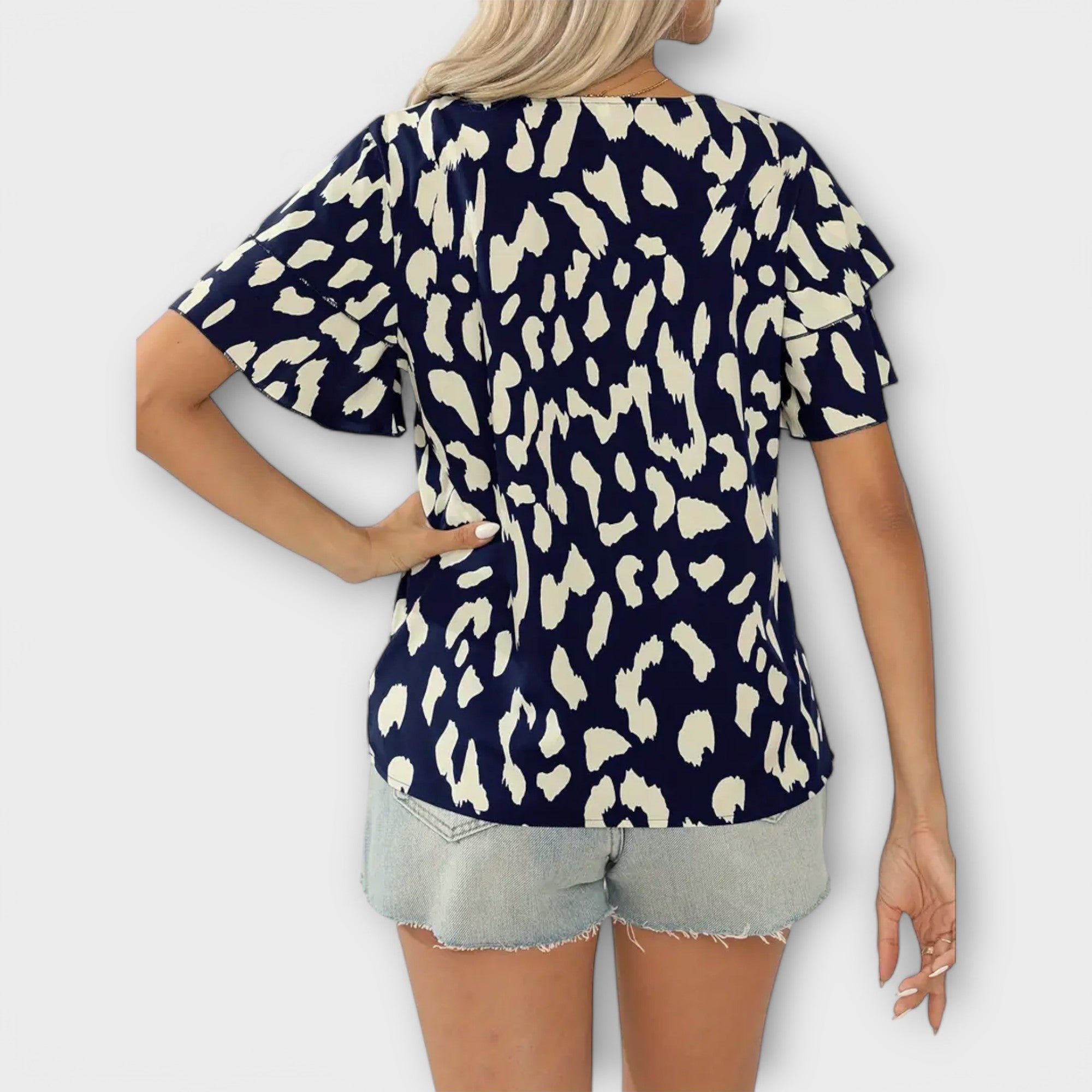 Evelyn - Casual T-shirt with Round Neck