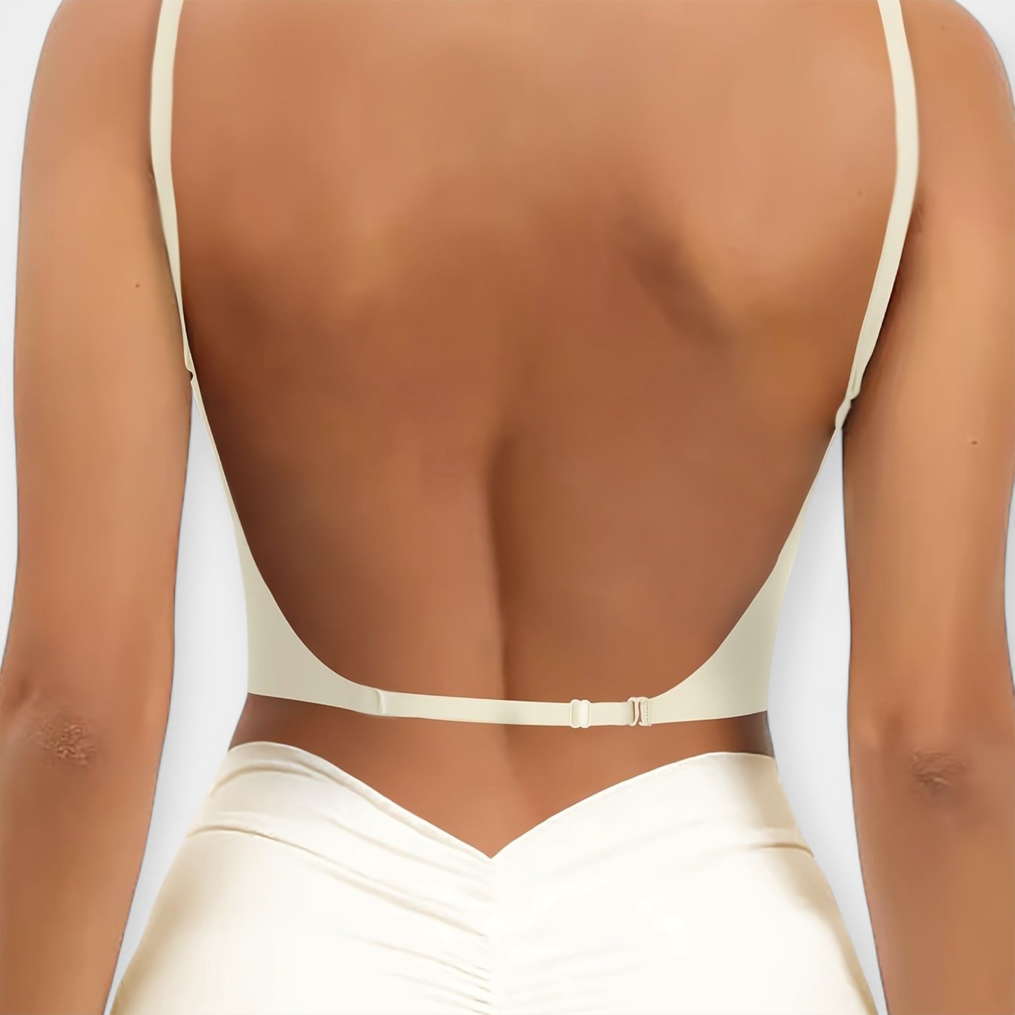 Sexy women's push-up bra without seams