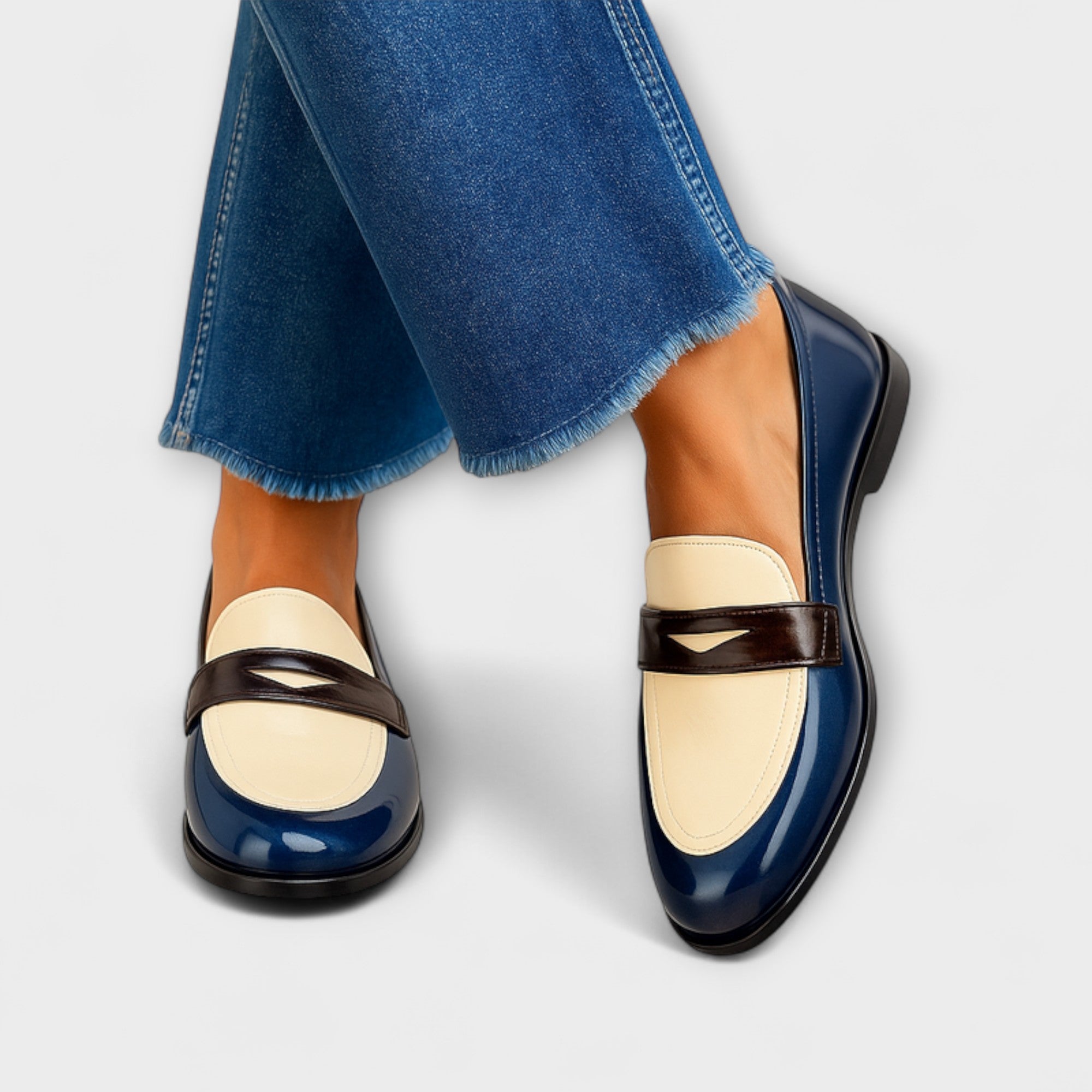 Claudia™ | Contrasting Loafers