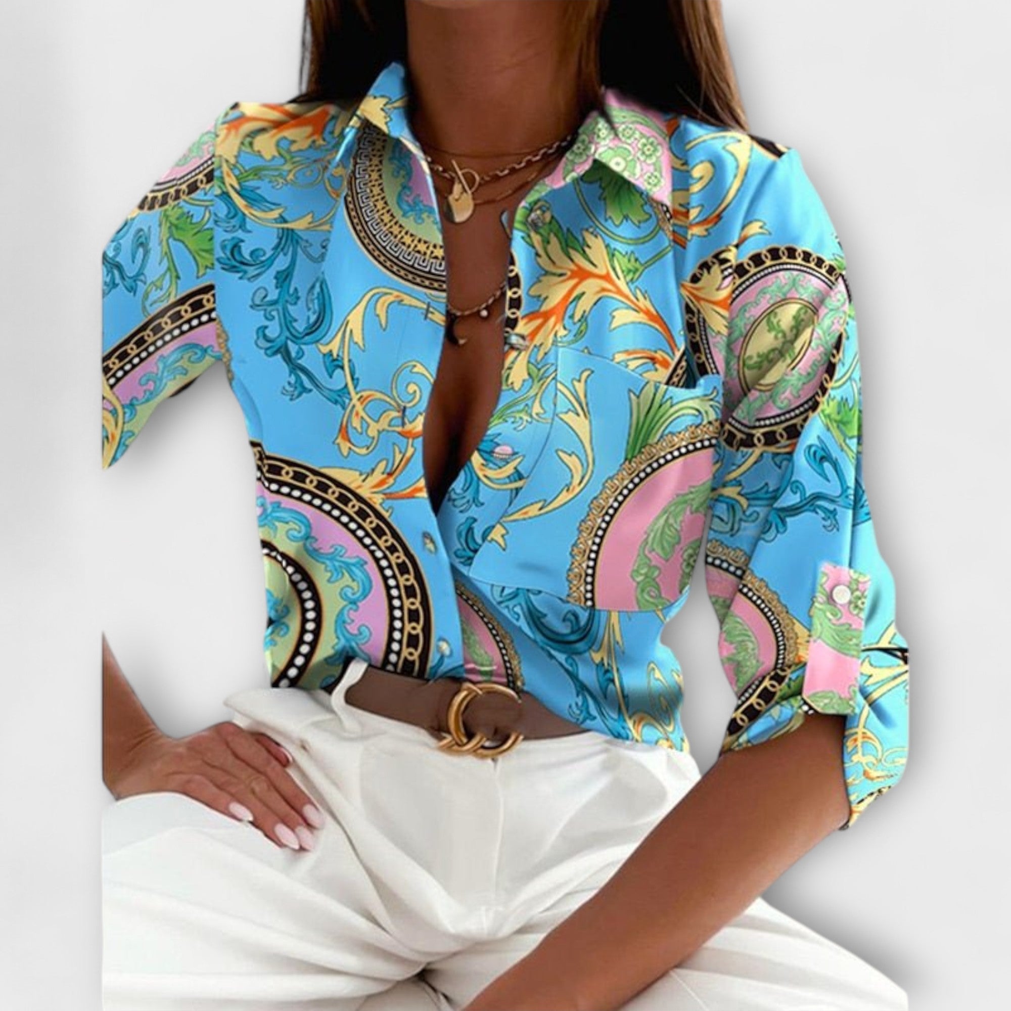 Blouse with classic collar